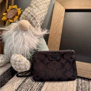 Coach Signature Black Wristlet